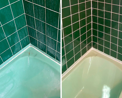 Shower Seams Before and After a Tile Cleaning in Newark